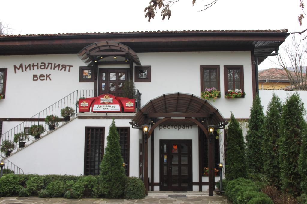 Hotel Minaliat Vek Schumen Exterior foto